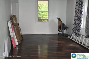 2215 Pennsylvania Ave, Lower Mt Bethel Twp, PA 18063 - Photo 7