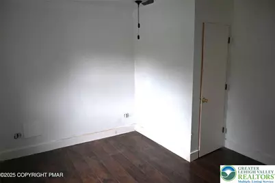 2215 Pennsylvania Avenue, Lower Mt Bethel Twp, PA 18063 - Photo 19