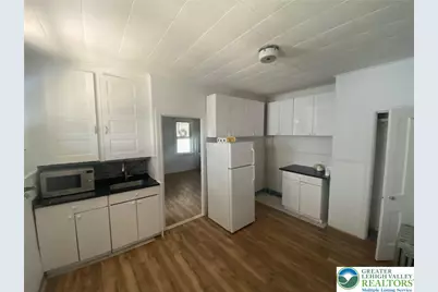 15 W High Street #Apt 1, Coaldale Boro, PA 18218 - Photo 3