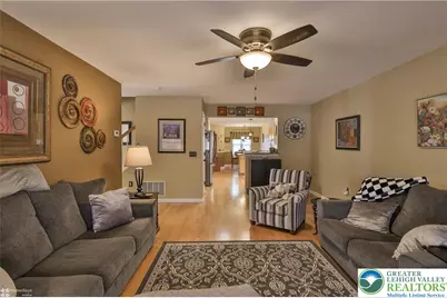 202 Park Ridge Drive, Forks Twp, PA 18040 - Photo 9