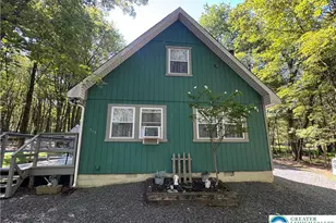 106 Burnshaw Ln, Penn Forrest, PA 18210 - Photo 3