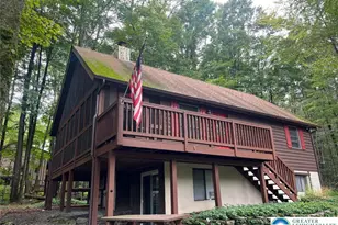 139 Lakeview Dr W, Lake Ariel, PA 18436 - Photo 1