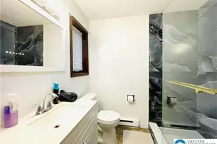 72 E Creek View Dr, Clifton Twp, PA 18424 - Photo 13