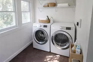 102 S Hickory St, Mont Clare, PA 17851 - Photo 9