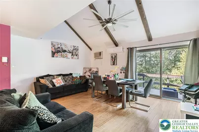 14 Middle Village Way, Jackson Twp, PA 18372 - Photo 9