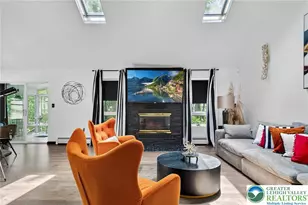 3246 Mountain View Dr, Pocono Twp, PA 18372 - Photo 5