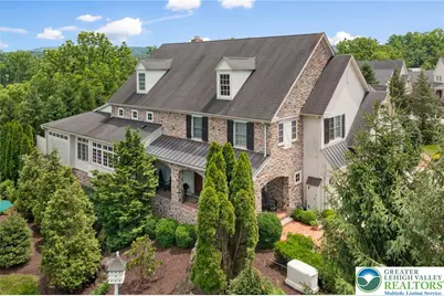 2055 Forge Run, Bethlehem City, PA 18015 - Photo 3