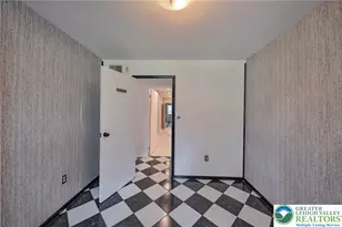 1015 Honeysuckle Rd, Lehigh Township, PA 18088 - Photo 37