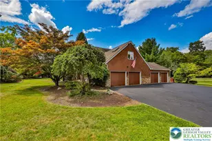 1015 Honeysuckle Rd, Lehigh Township, PA 18088 - Photo 7