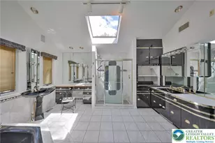 1015 Honeysuckle Rd, Lehigh Township, PA 18088 - Photo 27