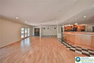 1015 Honeysuckle Rd, Lehigh Township, PA 18088 - Photo 13