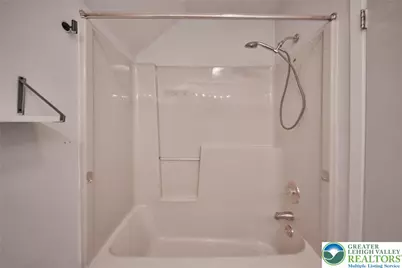 1015 Honeysuckle Road, Lehigh Township, PA 18088 - Photo 45