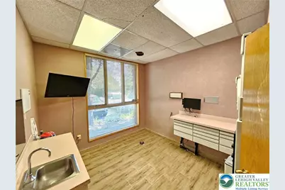 1815 Schadt Avenue, Whitehall, PA 18052 - Photo 23