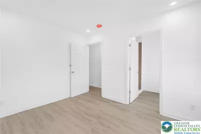 963 Wyandotte Street, Bethlehem City, PA 18015 - Photo 11