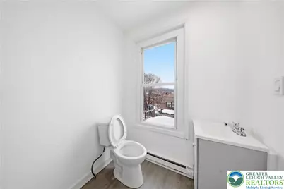 963 Wyandotte Street, Bethlehem City, PA 18015 - Photo 15