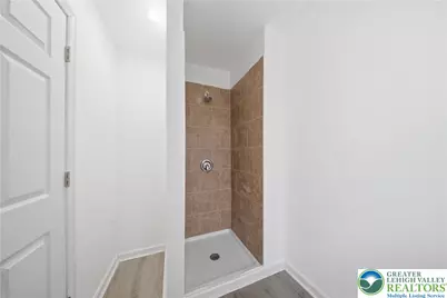 963 Wyandotte Street, Bethlehem City, PA 18015 - Photo 17