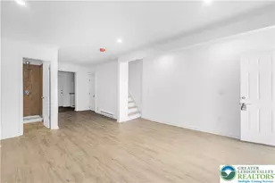 963 Wyandotte St, Bethlehem City, PA 18015 - Photo 3