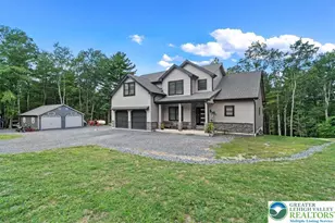 6311 Overlook Dr, Polk Twp, PA 18058 - Photo 3