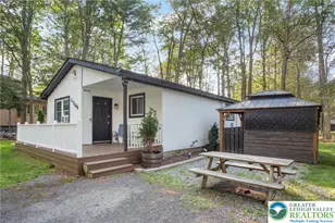 7483 Cottage Ln, Coolbaugh Twp, PA 18466 - Photo 15