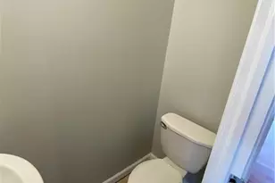 5667 Wedge Ln, Lower Macungie Twp, PA 18106 - Photo 11