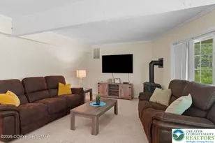 336 Sir Bradford Rd, Tobyhanna Twp, PA 18347 - Photo 19