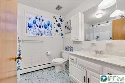 1556 Bayberry Lane, Bethlehem City, PA 18018 - Photo 23