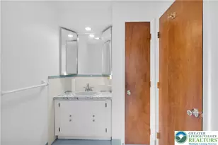 3908 Short Hill Dr, Allentown City, PA 18104 - Photo 37