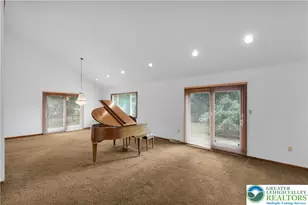 3908 Short Hill Dr, Allentown City, PA 18104 - Photo 7