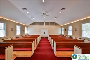 331 Constitution Ave, Hellertown Boro, PA 18055 - Photo 9