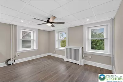 313 Edgewood #B, Ambler Boro, PA 19002 - Photo 7