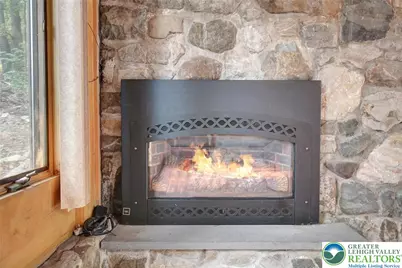 913 Constitution Avenue, Pen Argyl Boro, PA 18072 - Photo 43