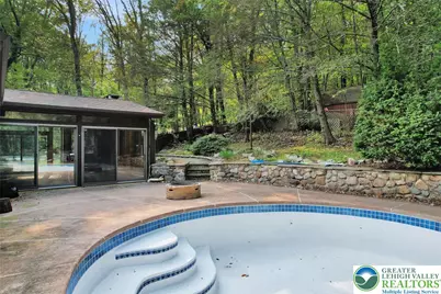 913 Constitution Avenue, Pen Argyl Boro, PA 18072 - Photo 21