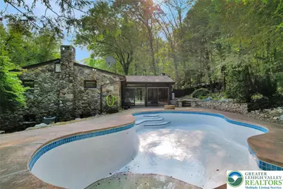 913 Constitution Avenue, Pen Argyl Boro, PA 18072 - Photo 17