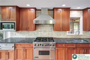 913 Constitution Ave, Pen Argyl Boro, PA 18072 - Photo 33