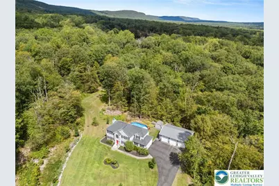 1879 Valley View Drive, Upper Mt Bethel Twp, PA 18013 - Photo 9