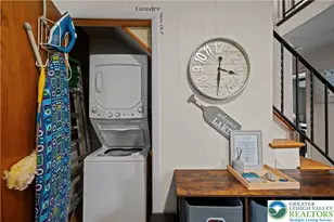 1030 Wyoming Dr, Coolbaugh Twp, PA 18347 - Photo 7