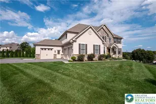 2 Creek View Ct, Palmer Twp, PA 18045 - Photo 3