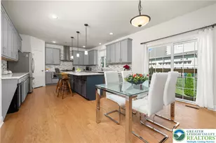 2 Creek View Ct, Palmer Twp, PA 18045 - Photo 11