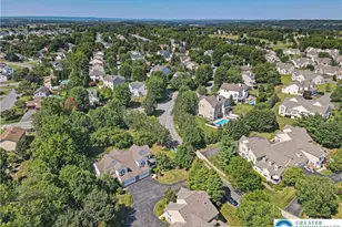 2313 Hollow View Dr, Easton, PA 18040 - Photo 53