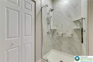 2313 Hollow View Dr, Easton, PA 18040 - Photo 25