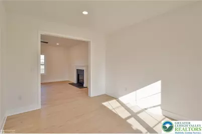 883 Emerald Valley Lane, Washington Twp, PA 18013 - Photo 23