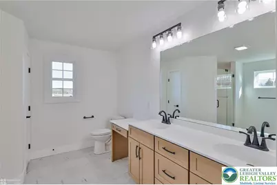 936 Emerald Valley Lane, Washington Twp, PA 18013 - Photo 35