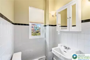 725 E Main St, Macungie Boro, PA 18062 - Photo 13