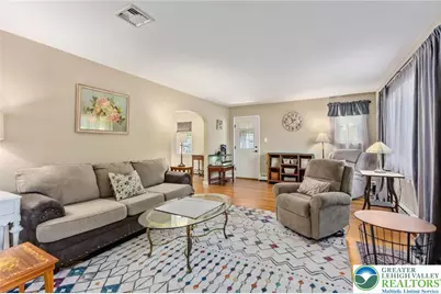 725 E Main Street, Macungie Boro, PA 18062 - Photo 3