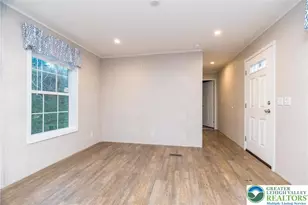 465 Royal Manor Rd, Williams Township, PA 18042 - Photo 11