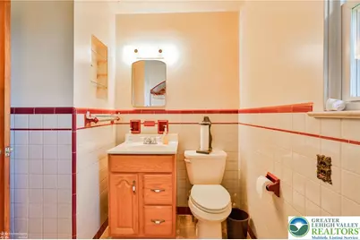 2221 Kings Avenue, Easton, PA 18045 - Photo 7