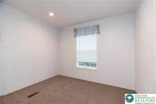 465 Royal Manor Rd, Williams Township, PA 18042 - Photo 17