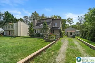 5009 Woodside Dr, Coolbaugh Twp, PA 18466 - Photo 3