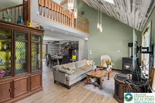 5009 Woodside Dr, Coolbaugh Twp, PA 18466 - Photo 15