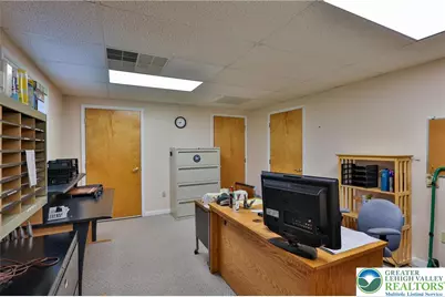 331 Constitution Avenue, Hellertown Boro, PA 18055 - Photo 17